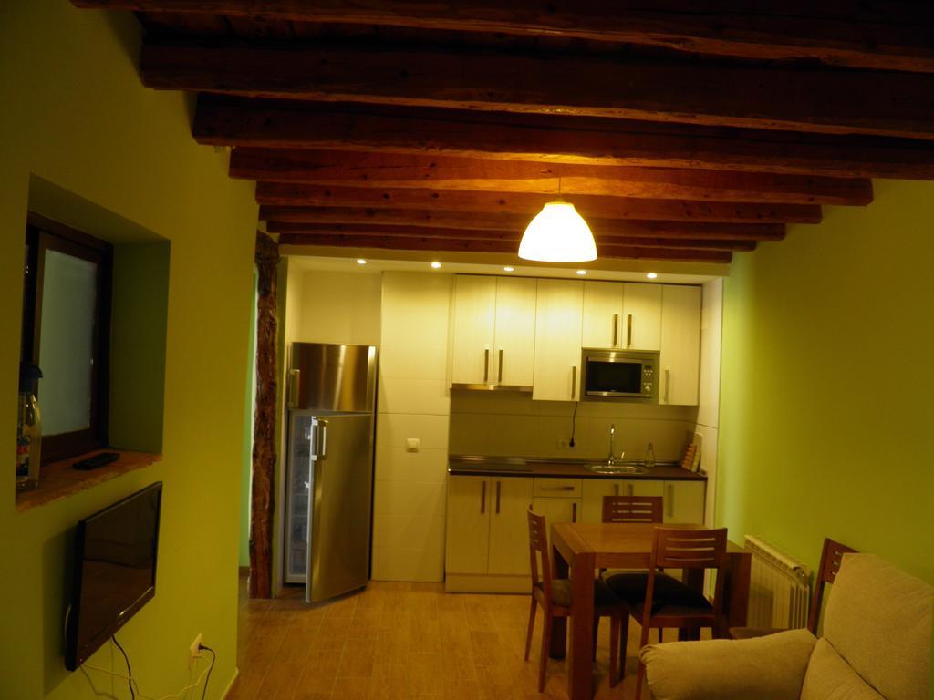 Apartamentos Turisticos Пенафиел Номер фото
