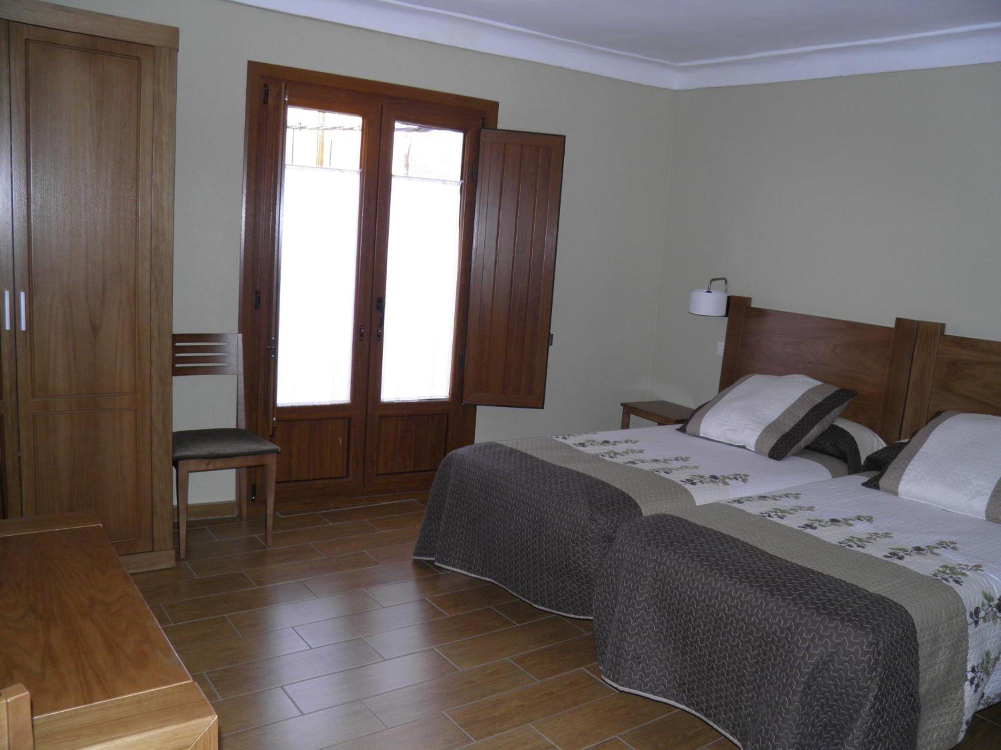 Apartamentos Turisticos Пенафиел Номер фото