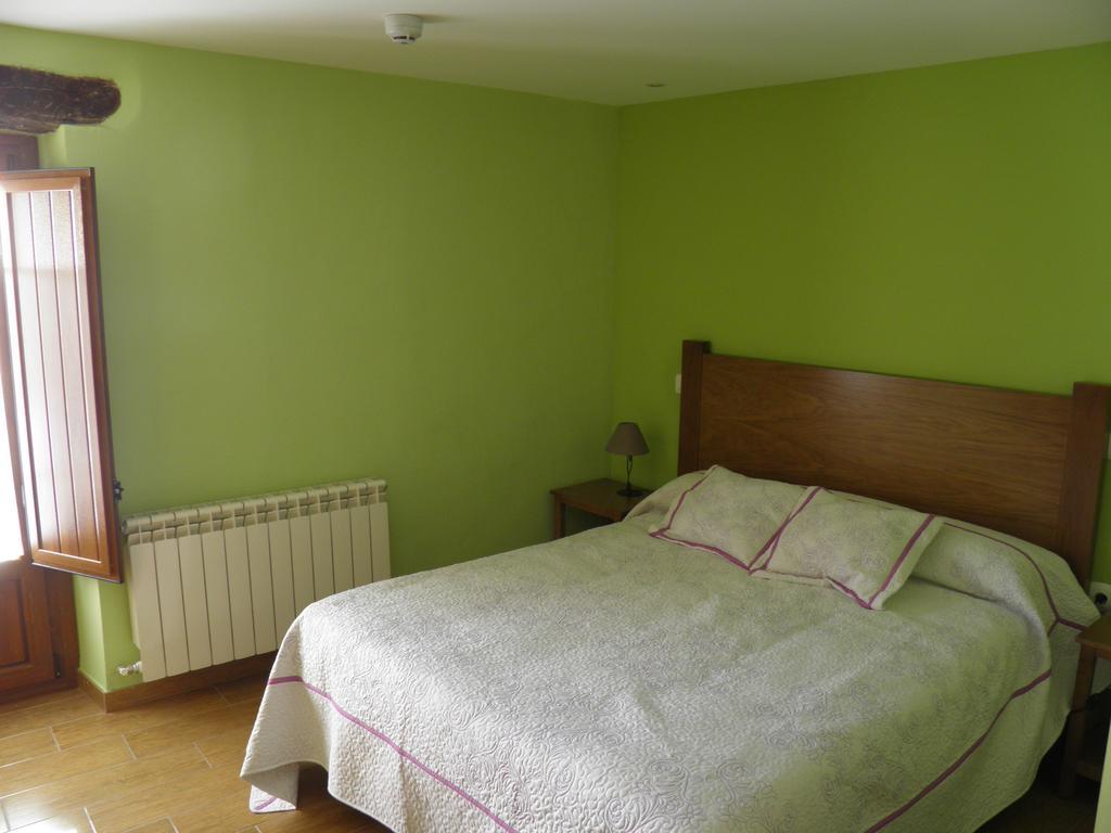 Apartamentos Turisticos Пенафиел Номер фото